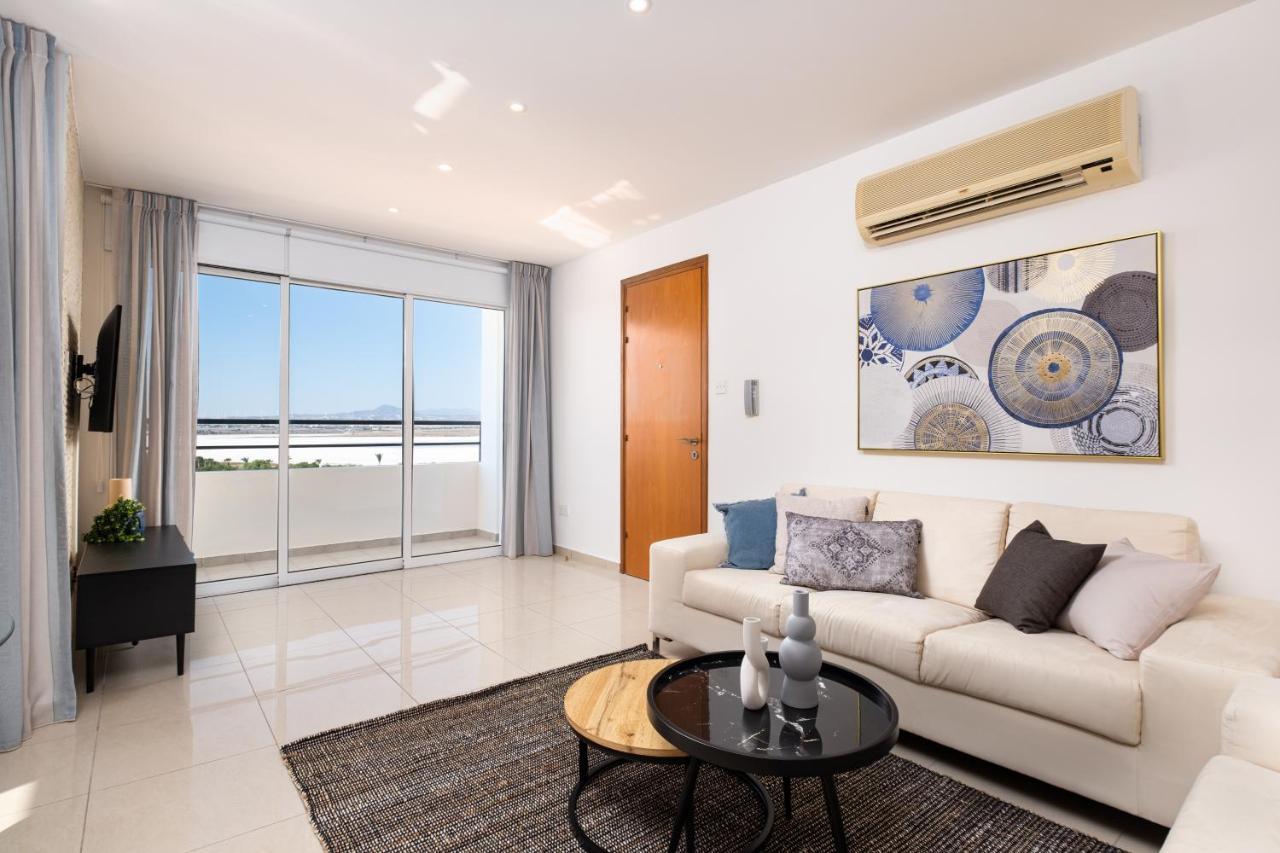 Apartament The Saline Views Makenzy Larnaca Zewnętrze zdjęcie